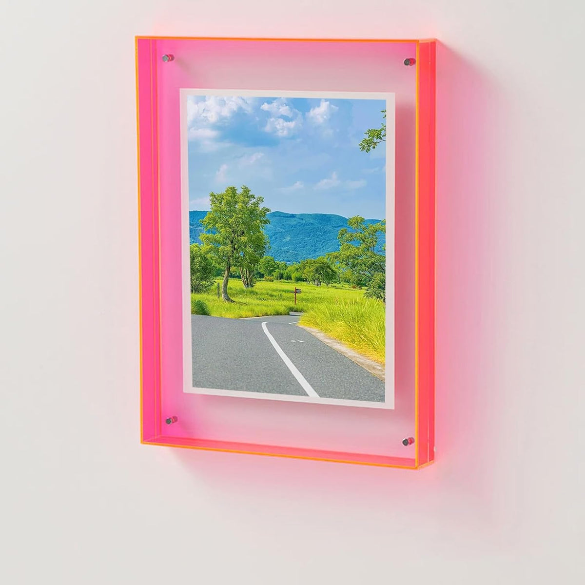 Minimalist Acrylic Photo Frame With Wall-Mounted Design