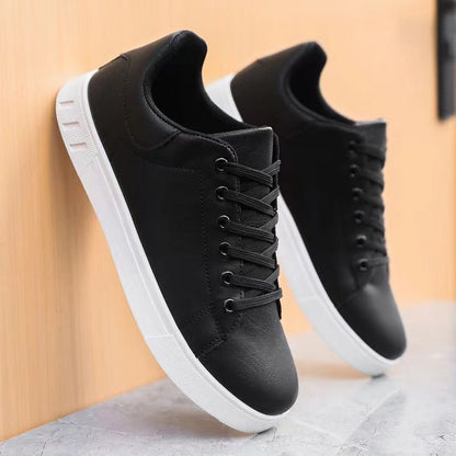 Ross - Men's Sneakers - Low Top - Lace Up - Casual Leather Shoes