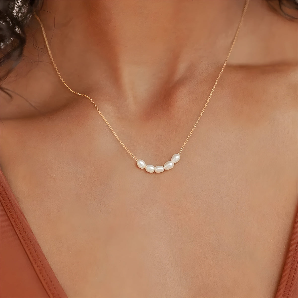 Pearl Dainty Necklace